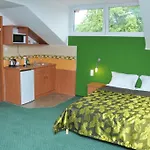 Stenia Center Frühstückspension