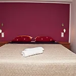 Stenia Center 3*